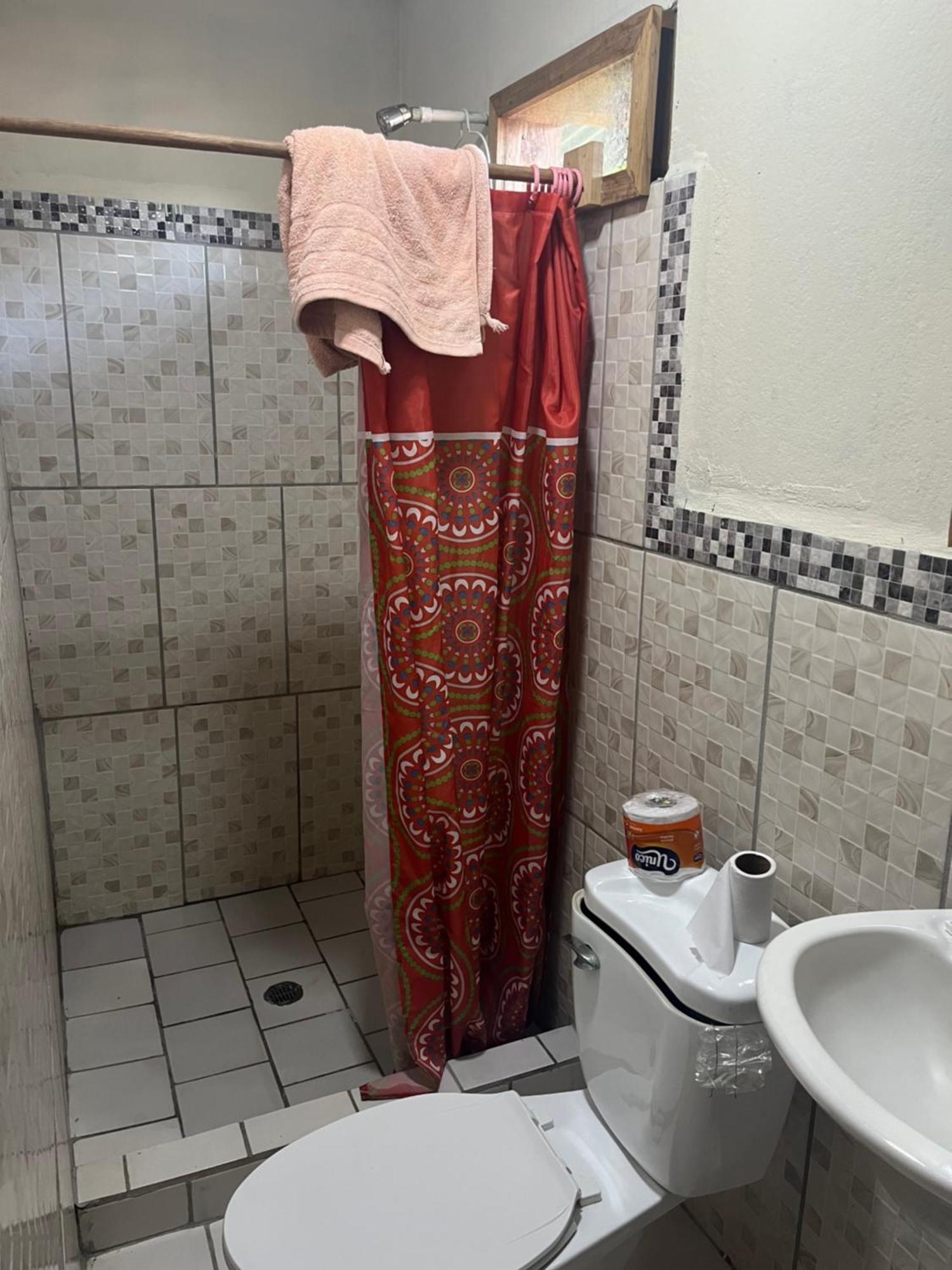 Valerie Emanuel Apartments Bocas Town Kültér fotó