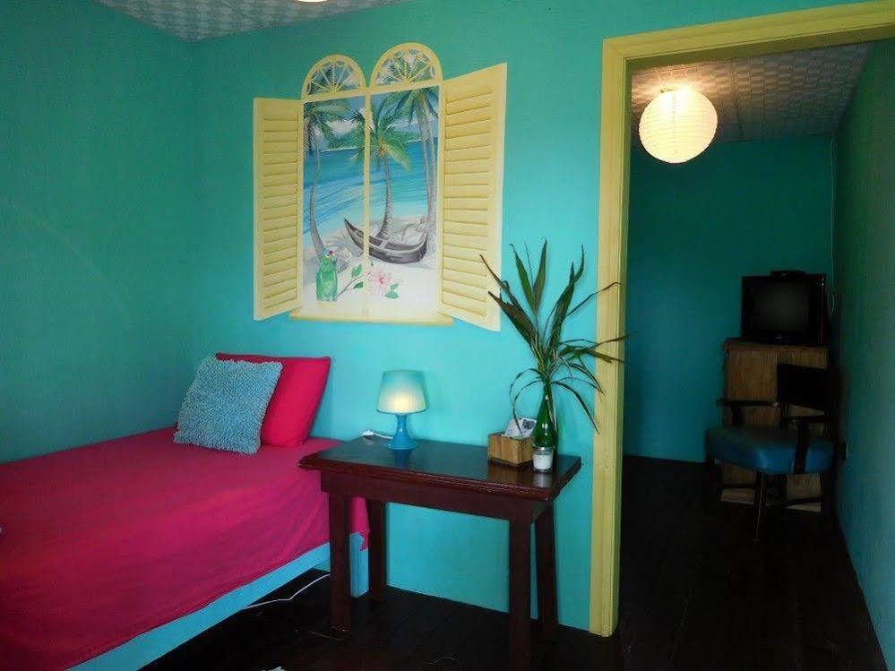 Valerie Emanuel Apartments Bocas Town Kültér fotó
