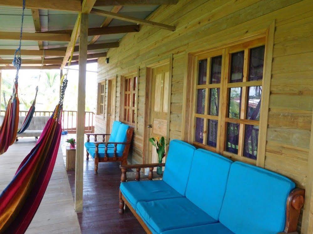 Valerie Emanuel Apartments Bocas Town Kültér fotó